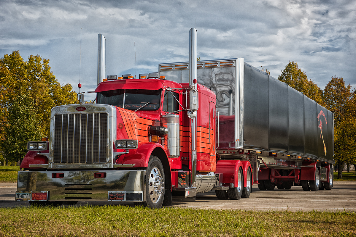 2016 Calendar Truck Photos - LHT Long Haul Trucking